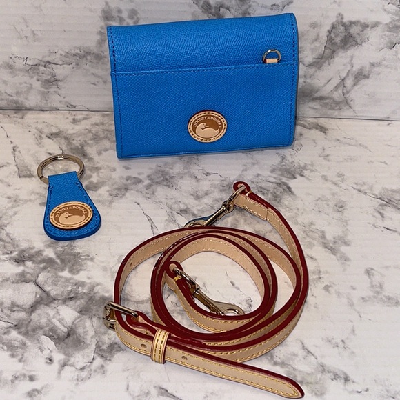 Dooney & Bourke handbag with shoulder strap, key chain, and small coin holder. - Picture 9 of 16